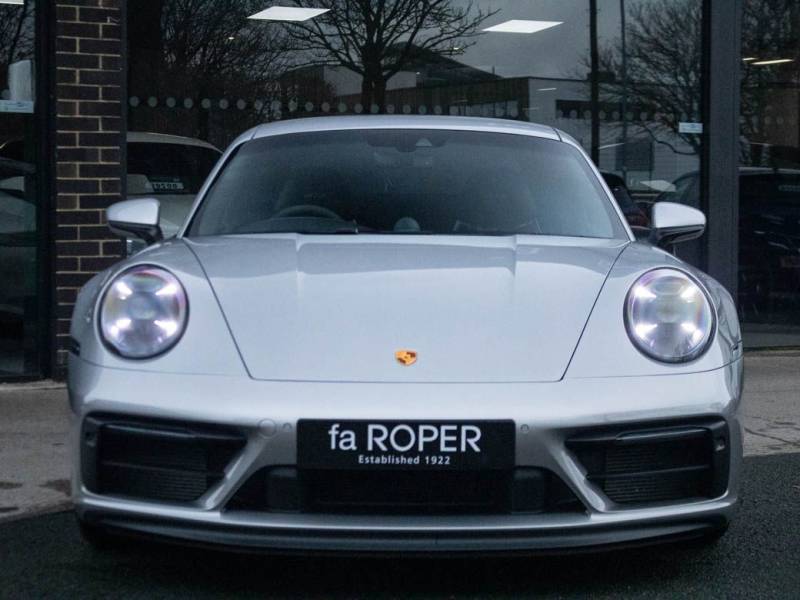 Porsche 911   Registered:2022(22)