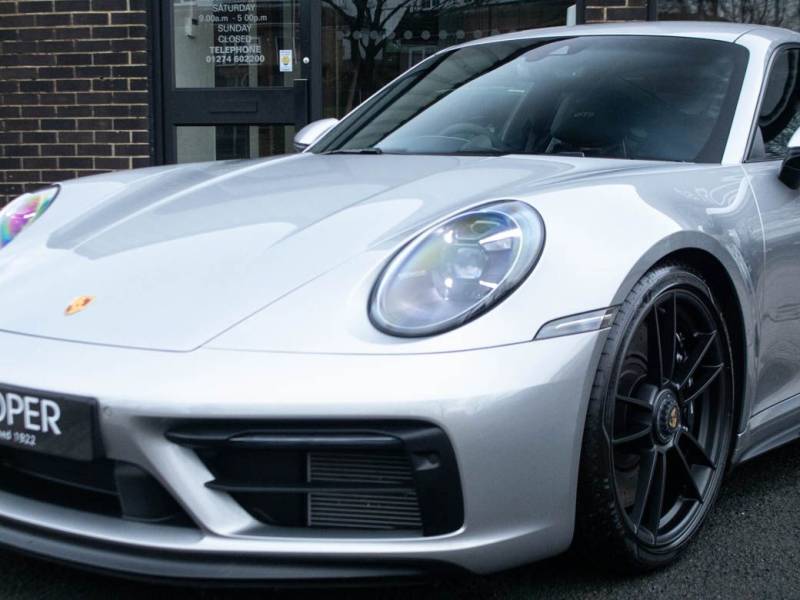 Porsche 911   Registered:2022(22)
