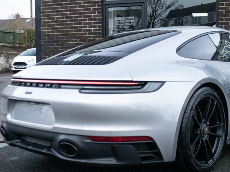 Porsche 911   Registered:2022(22)