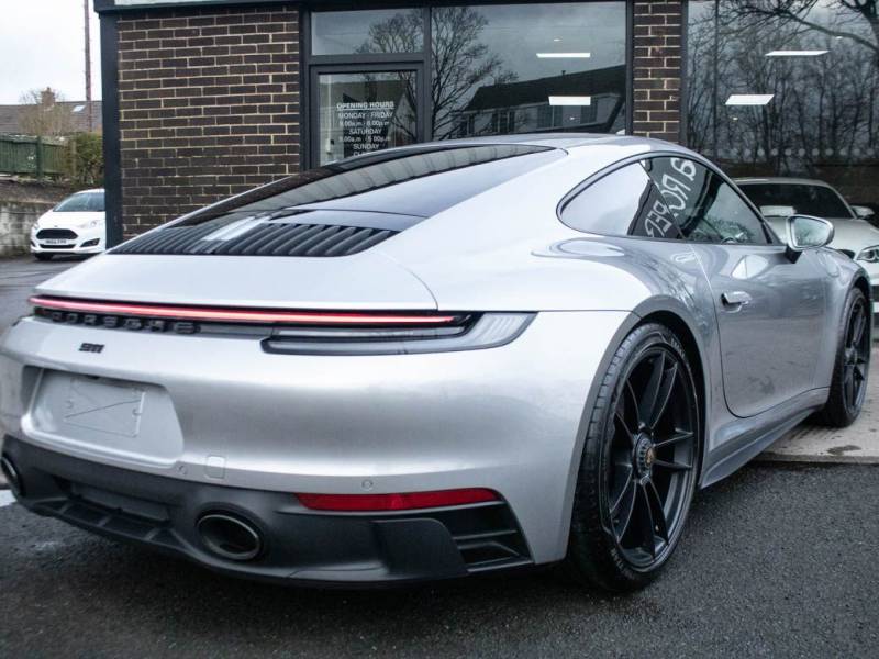 Porsche 911   Registered:2022(22)