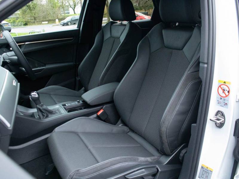 Audi Q3 Sportback   Registered:2022(22)