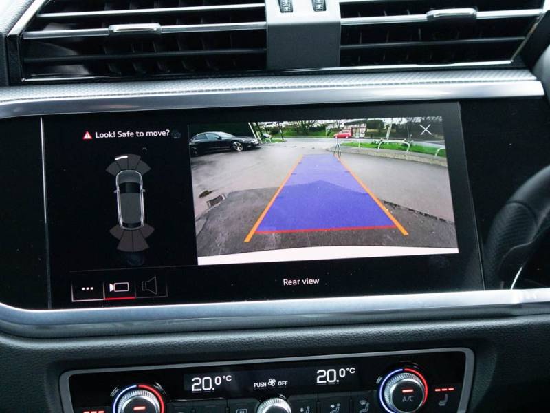 Audi Q3 Sportback   Registered:2022(22)