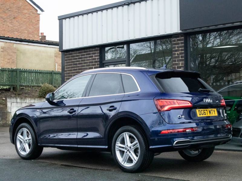 Audi Q5   Registered:2017(67)