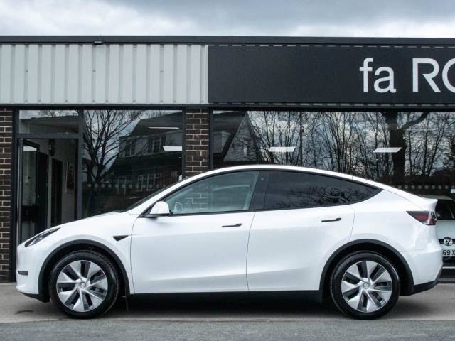 2023 Tesla Model Y 0.0 Dual Motor Long Range AWD Auto
