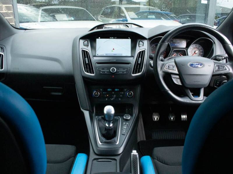 Ford Focus RS   Registered:2018(18)