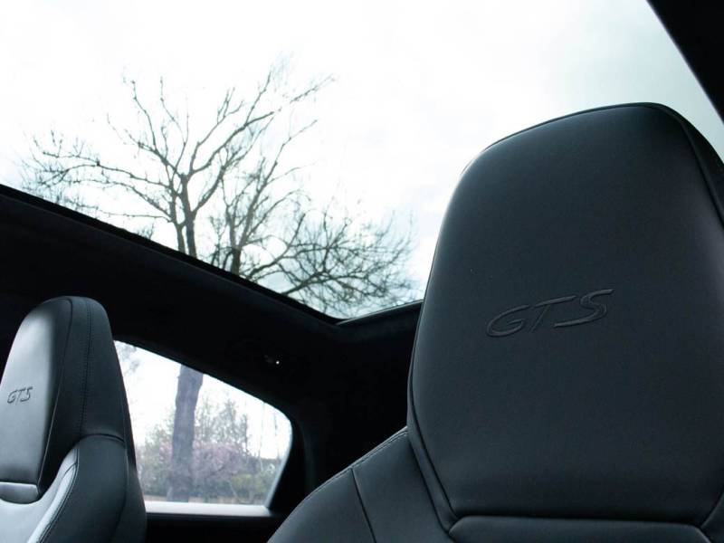 Porsche Cayenne   Registered:2020(70)