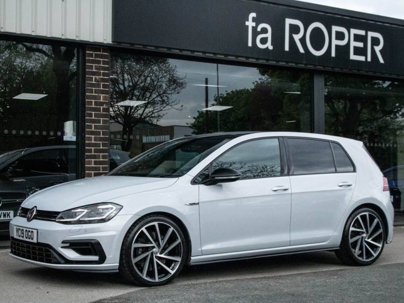 Volkswagen Golf   Registered:2019(19)