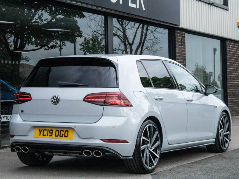 Volkswagen Golf   Registered:2019(19)