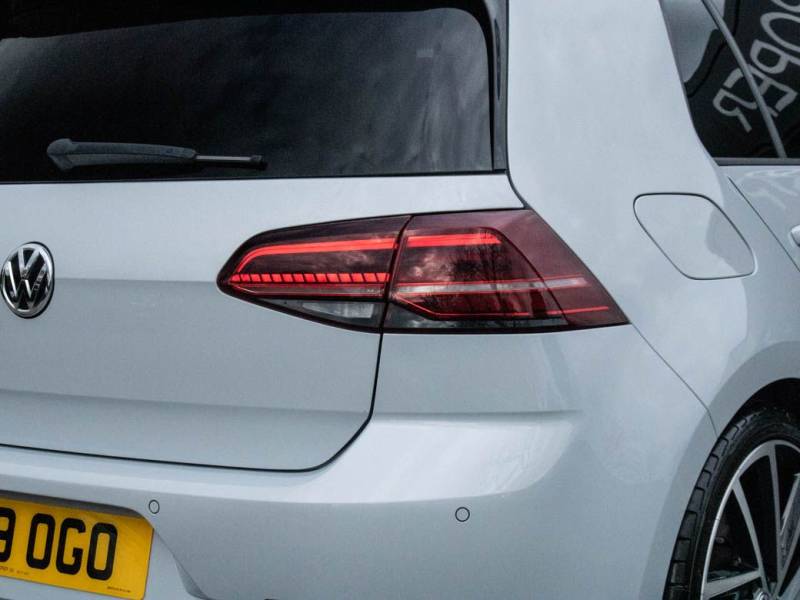 Volkswagen Golf   Registered:2019(19)