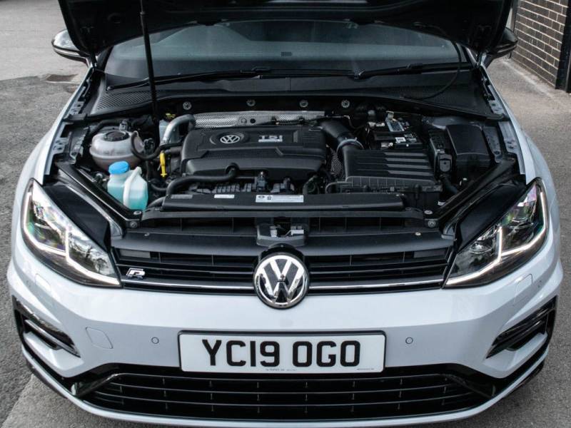 Volkswagen Golf   Registered:2019(19)