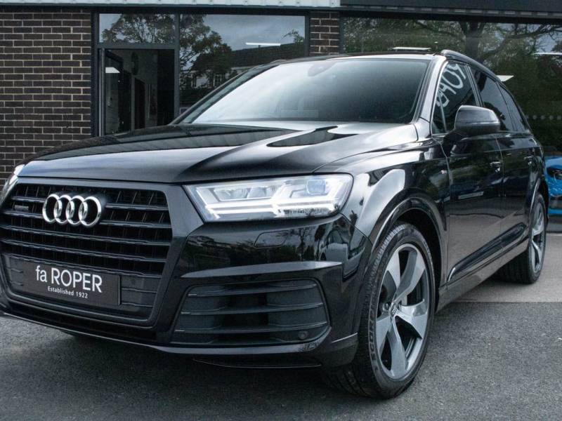Audi Q7   Registered:2019(69)