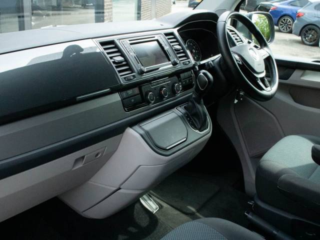 2017 Volkswagen Transporter T30 2.0 BiTDI BlueMotion Tech Highline KOMBI Van DSG 204ps