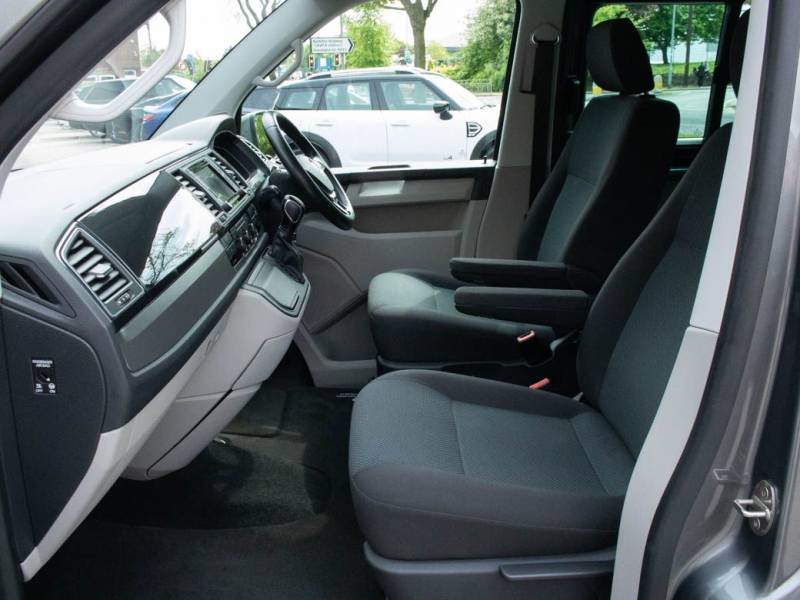 Volkswagen Transporter   Registered:2017(67)