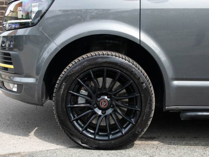 Volkswagen Transporter   Registered:2017(67)