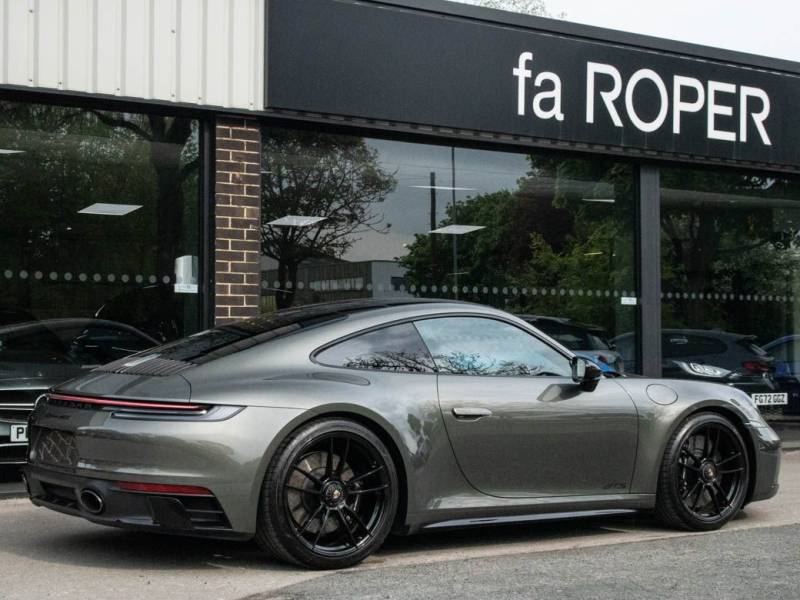 Porsche 911   Registered:2022(22)