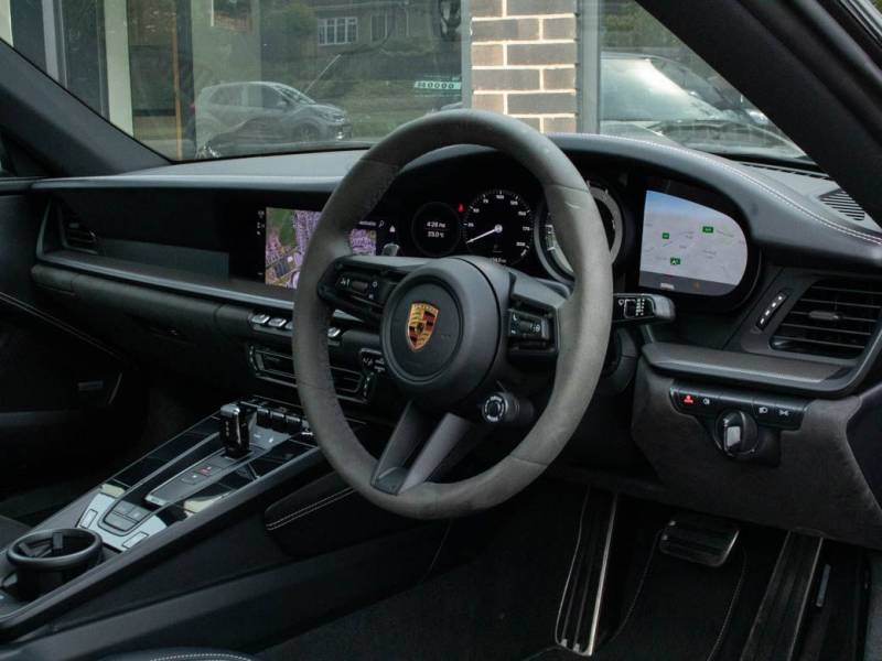 Porsche 911   Registered:2022(22)