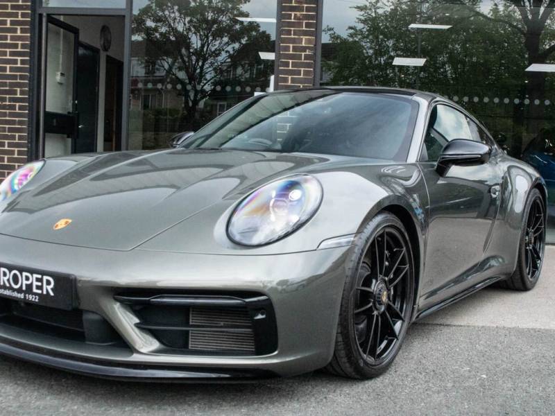 Porsche 911   Registered:2022(22)