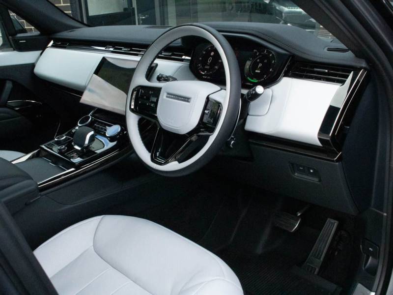 Land Rover Range Rover Sport   Registered:2023(23)