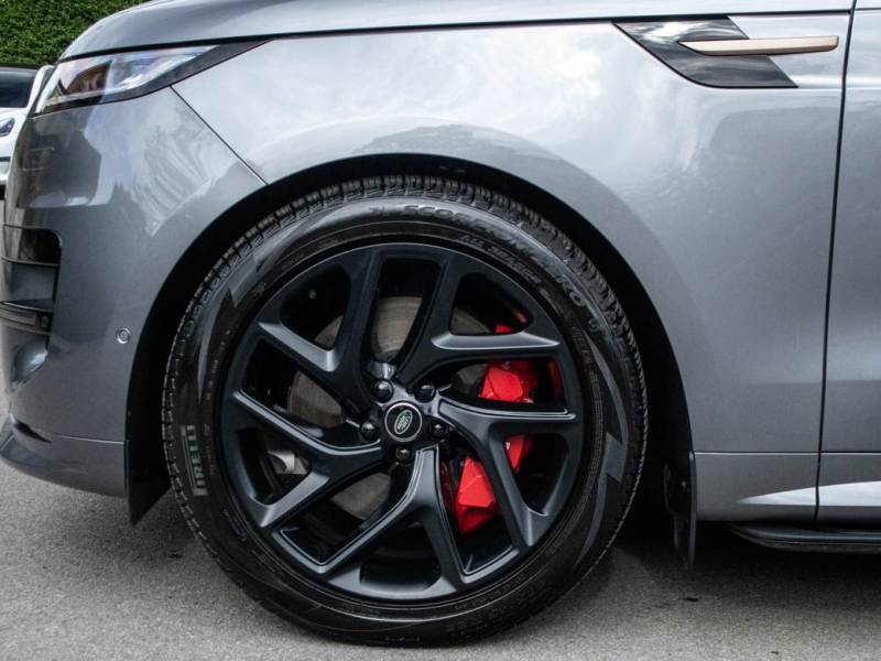 Land Rover Range Rover Sport   Registered:2023(23)