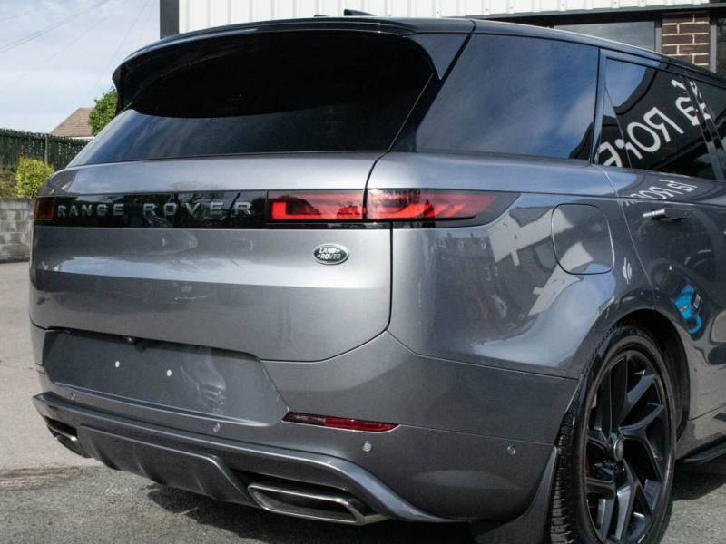 Land Rover Range Rover Sport   Registered:2023(23)