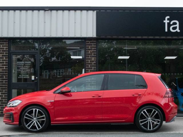 2017 Volkswagen Golf 2.0 TDI GTD 5 door 184ps (mk7.5 facelift)