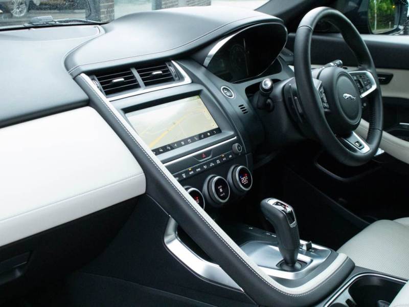 Jaguar E Pace   Registered:2020(20)