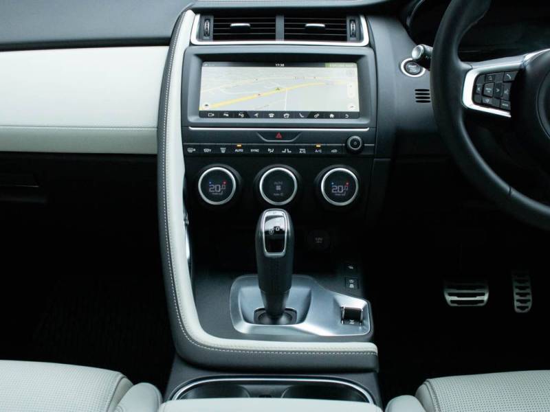 Jaguar E Pace   Registered:2020(20)