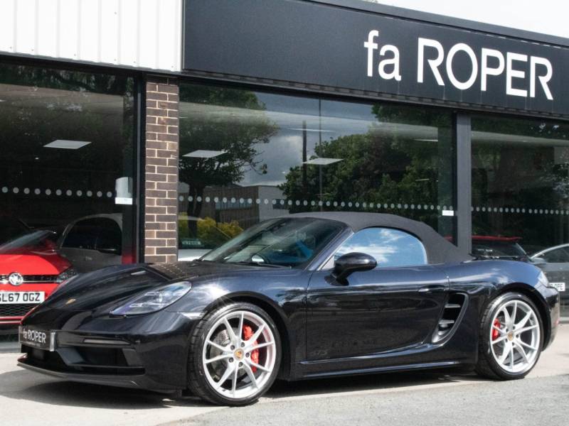 Porsche Boxster 718   Registered:2018(68)