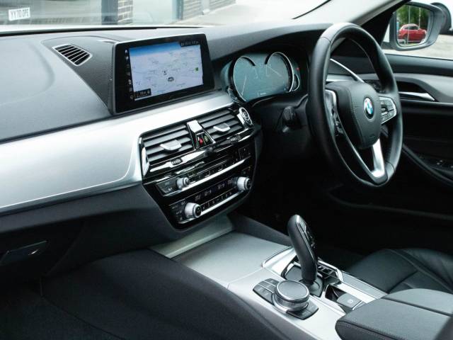 2017 BMW 5 Series 2.0 520d SE Auto 190ps