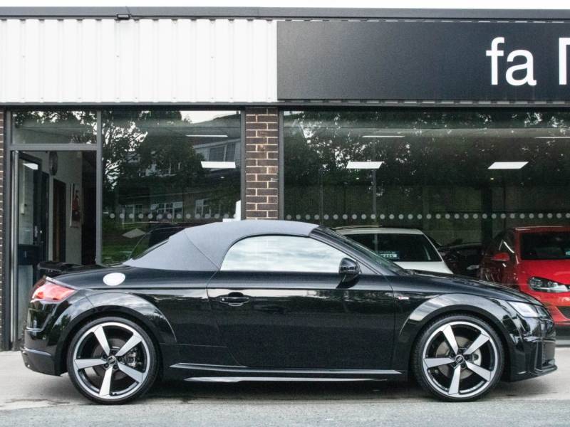 Audi TT RoaDSter   Registered:2023(73)