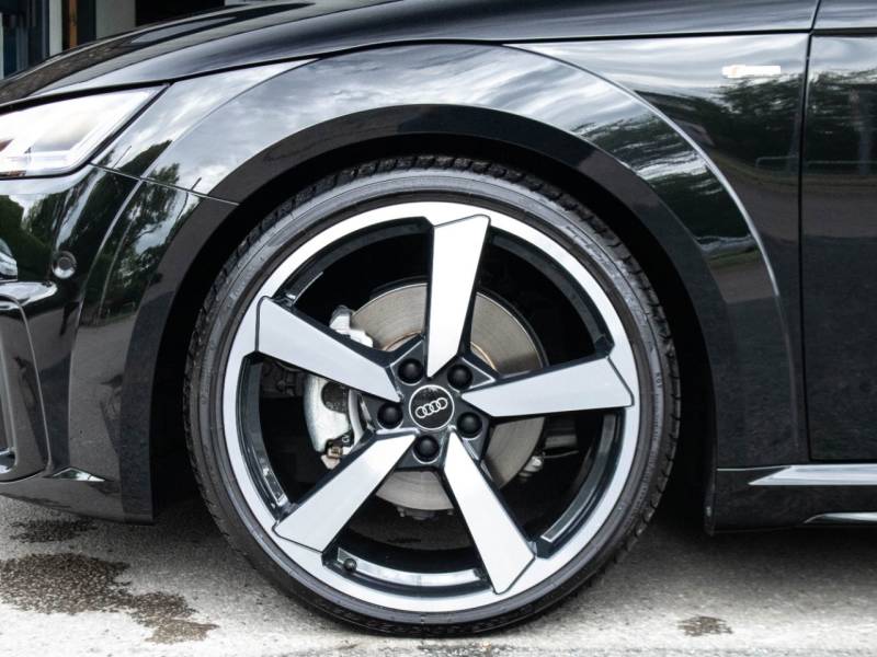 Audi TT RoaDSter   Registered:2023(73)