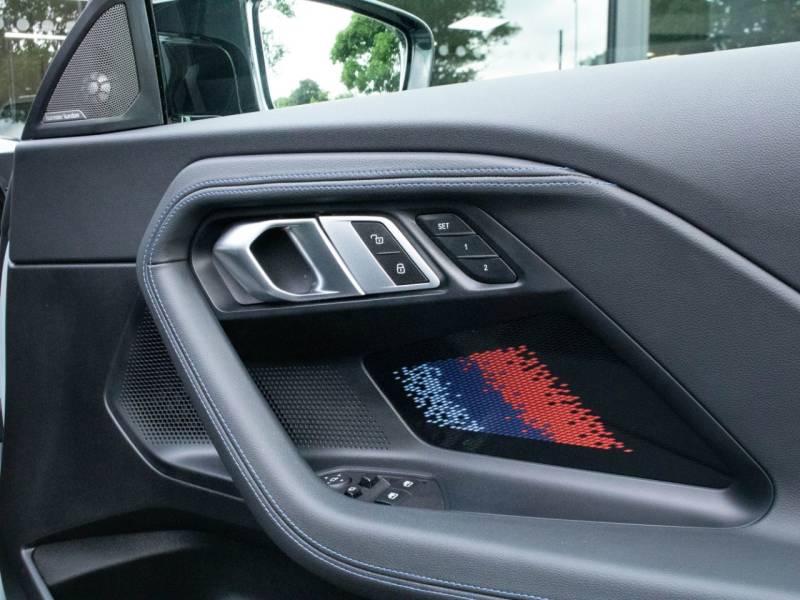 BMW 2 Series   Registered:2023(72)