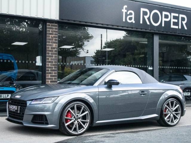 2017 Audi TTS Roadster 2.0T FSI quattro Black Edition S tronic 310ps
