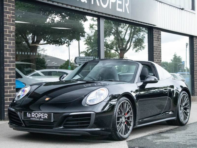 Porsche 911   Registered:2017(66)