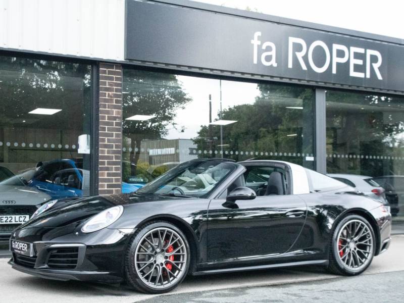 Porsche 911   Registered:2017(66)