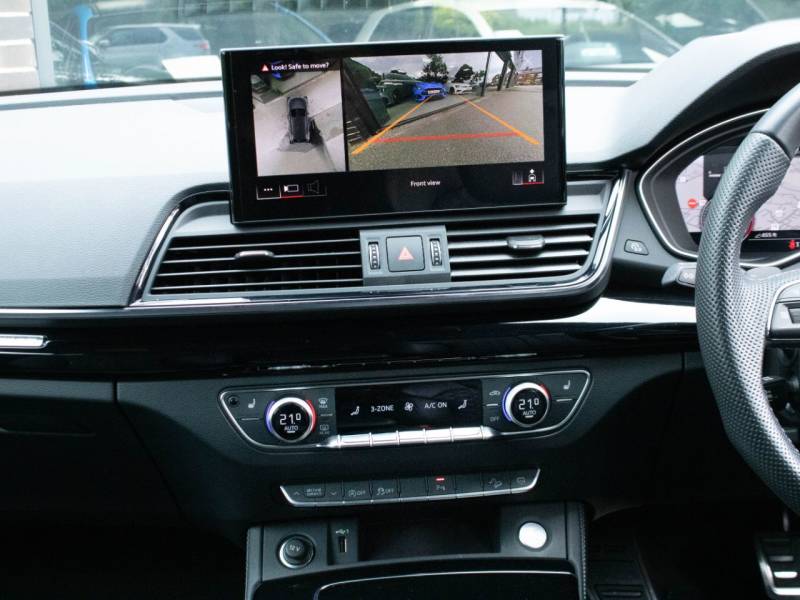 Audi Q5   Registered:2022(72)