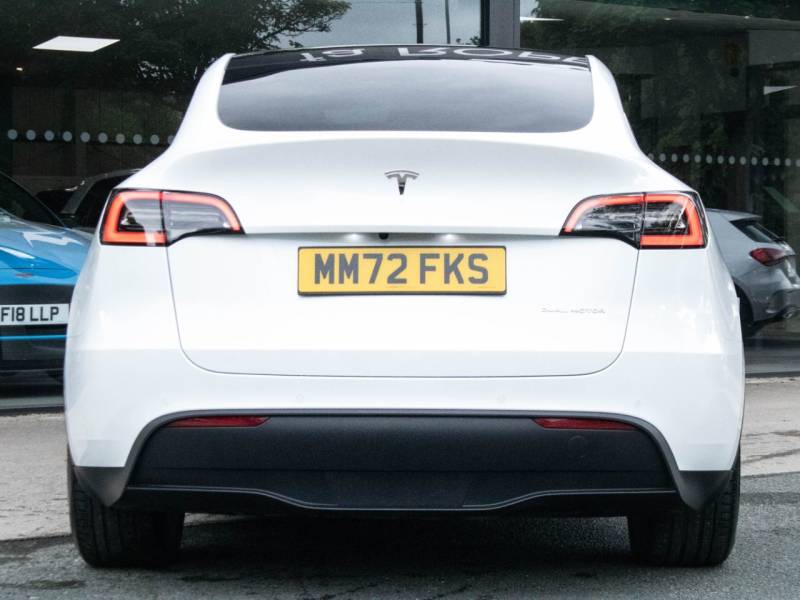 Tesla Model Y   Registered:2022(72)