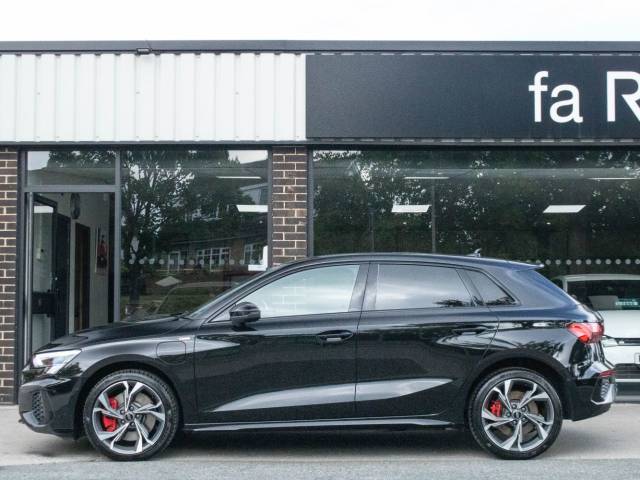 2023 Audi A3 Sportback 1.4 TFSIe 45 S Line Competition PHEV S tronic 245ps