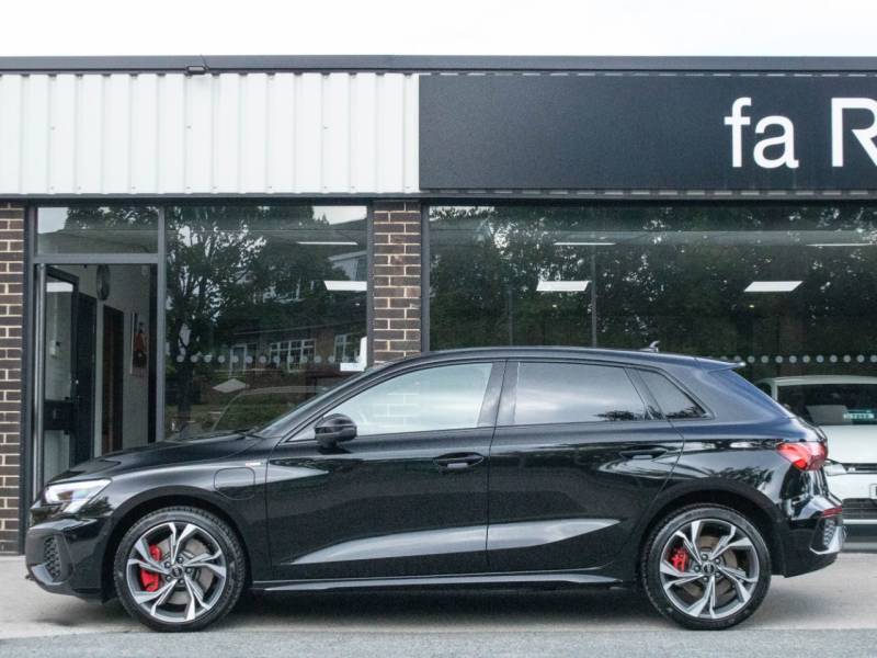 Audi A3   Registered:2023(73)