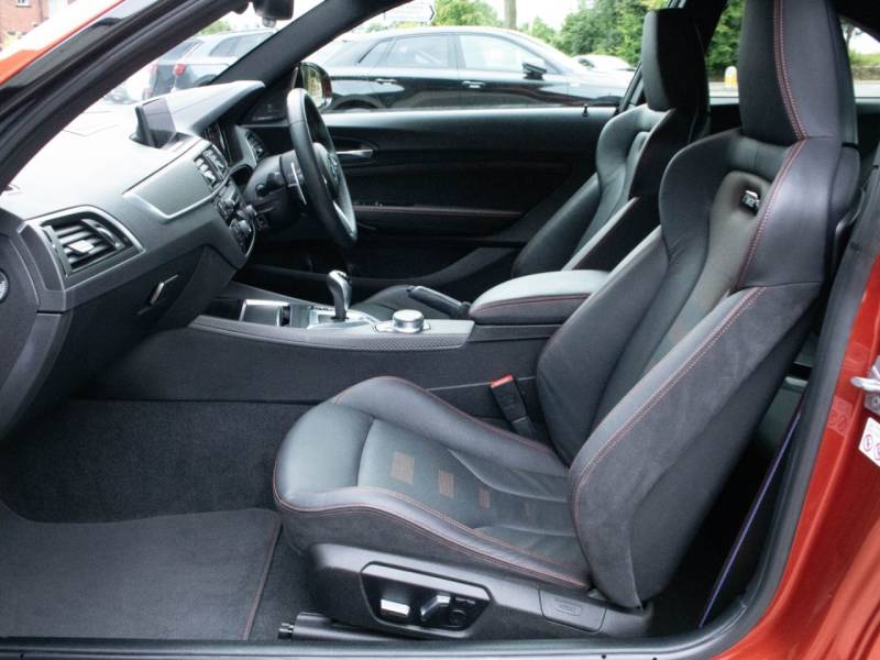 BMW M2   Registered:2020(70)