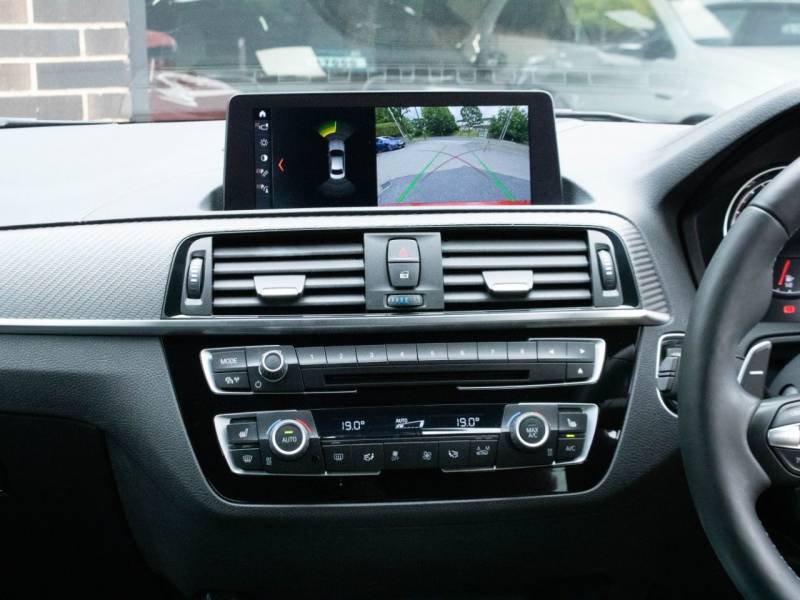 BMW M2   Registered:2020(70)