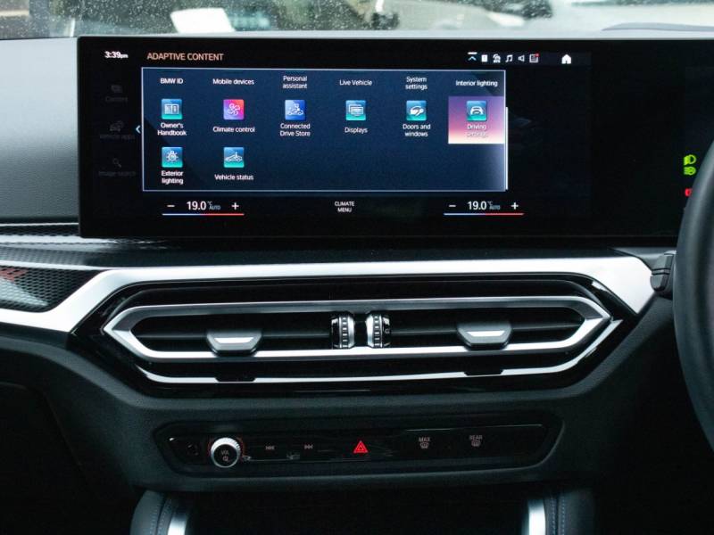 BMW 2 Series   Registered:2022(72)