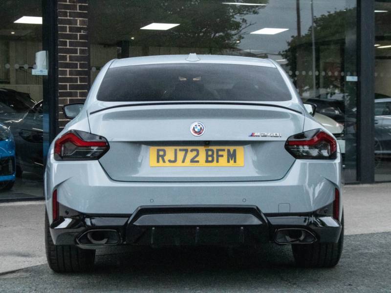 BMW 2 Series   Registered:2022(72)