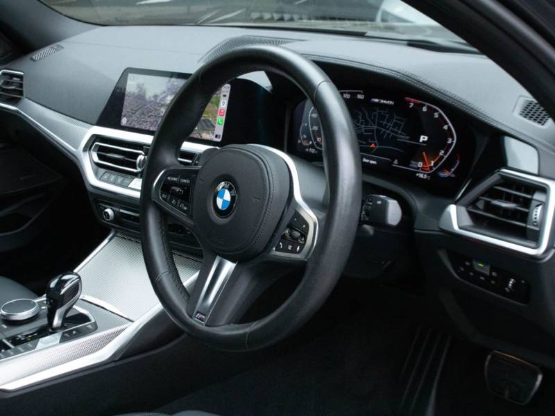 BMW 3 Series   Registered:2020(20)