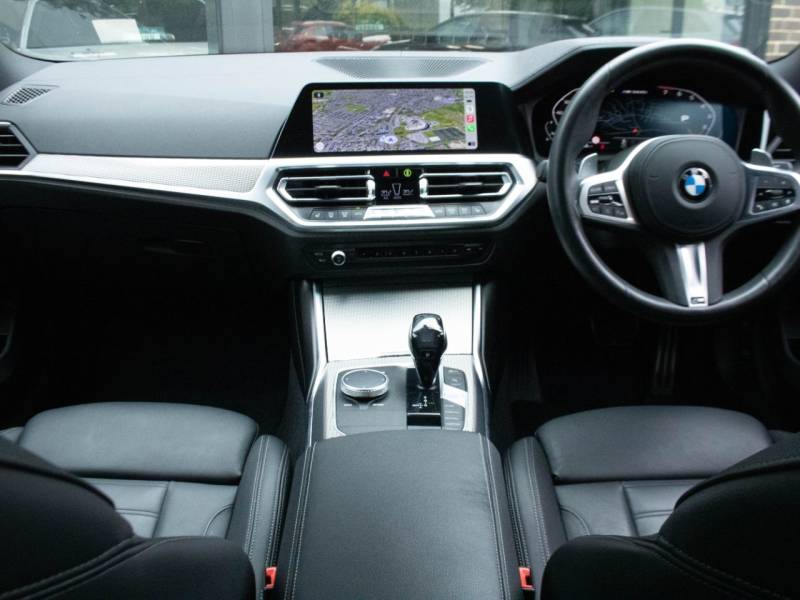 BMW 3 Series   Registered:2020(20)