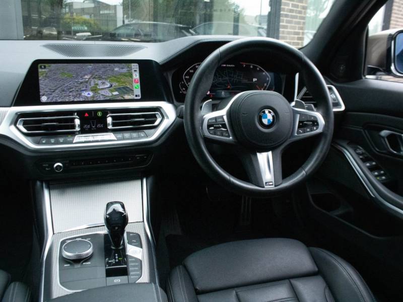 BMW 3 Series   Registered:2020(20)