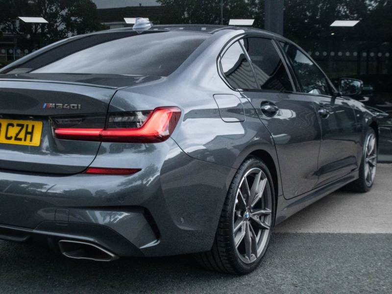 BMW 3 Series   Registered:2020(20)