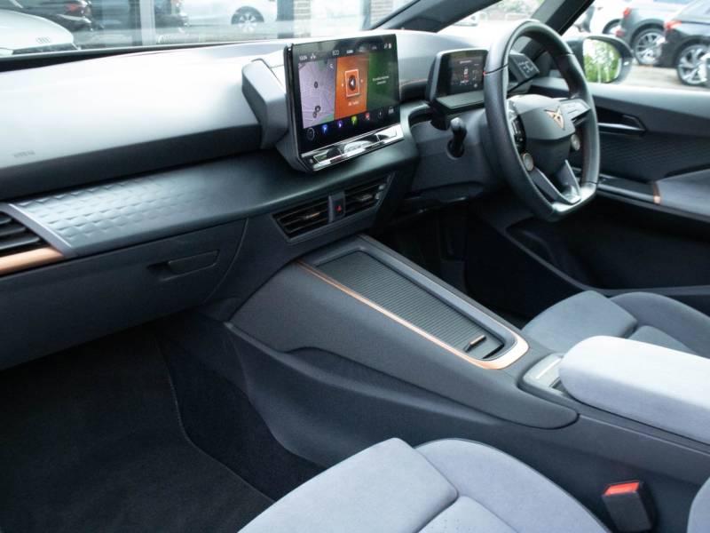 CUPRA Born   Registered:2022(72)