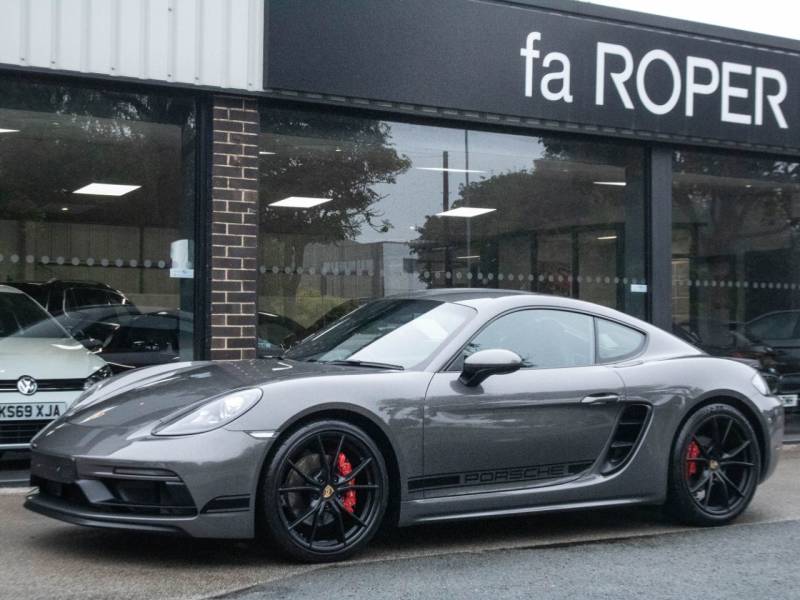 Porsche Cayman 718   Registered:2019(19)