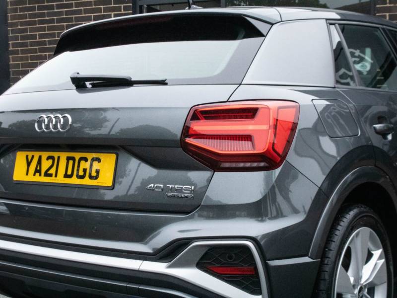 Audi Q2   Registered:2021(21)